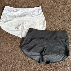 lululemon athletica Women's Shorts - White and Black